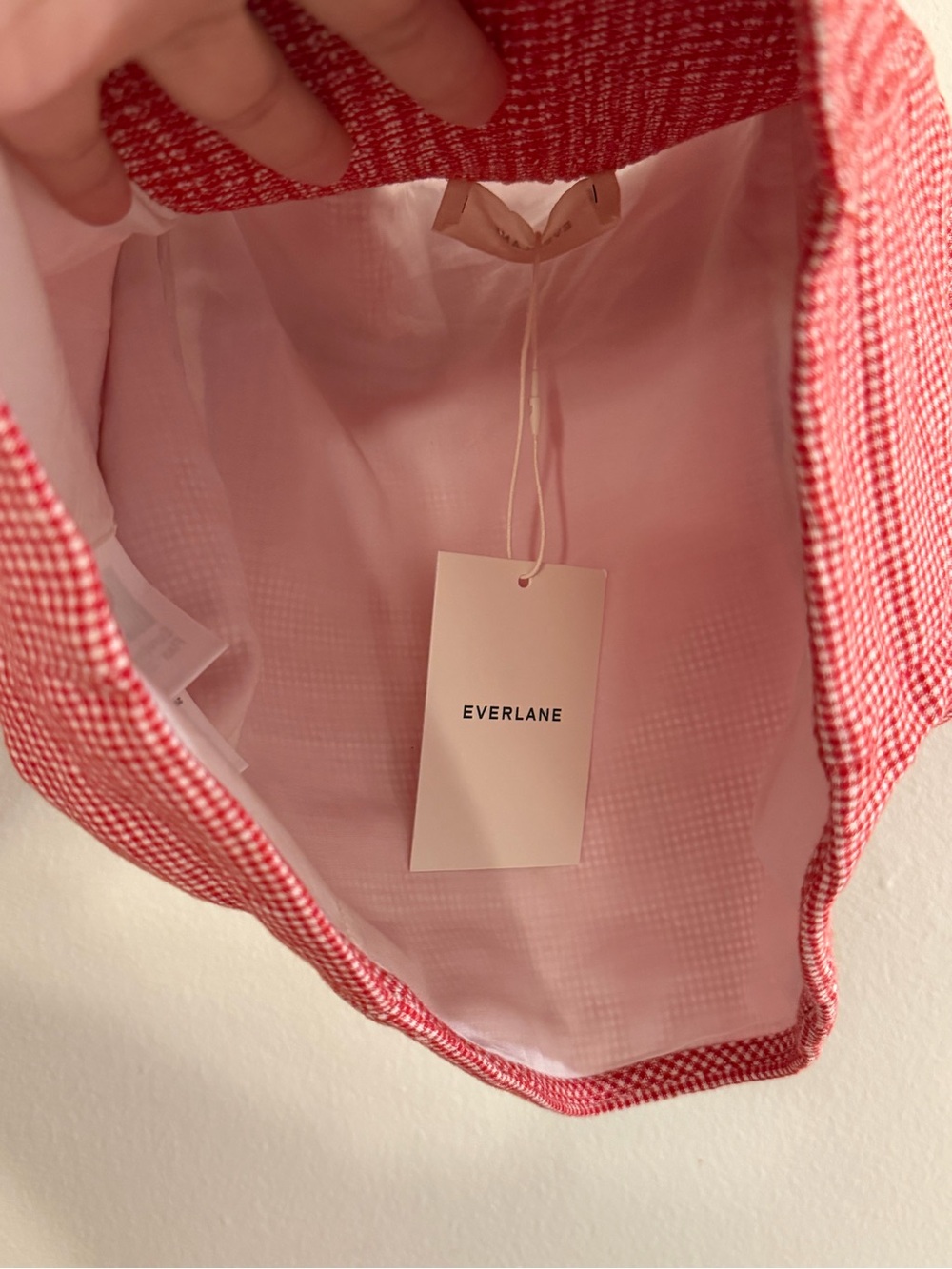 Everlane The Seamed Top in Stretch Linen Red Gingham Smocked Back NWT Size M - Picture 14 of 16